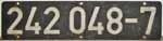 Deutschland (DDR), Lokschild der DRo: 242 048-7, Niet-Aluminium-Gro (NAlG).