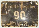 Deutschland (BRD), Geschwindigkeitsschild: Grte Geschwindigkeit 90 km i.d.St. Emaille, bermalt.