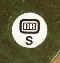 DB, Aufkleber: "DB S", von 144-179. Das "S" steht fr "Souvenir", = 16mm